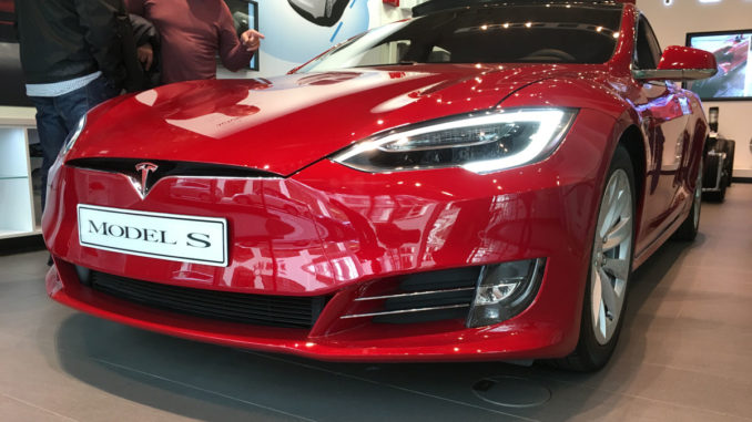 Tesla Certified Pre-Owned | Foto: 163 Grad
